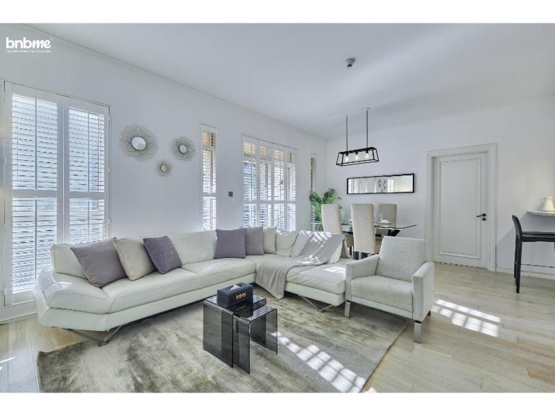 Bnbmehomes - Claren Tower *