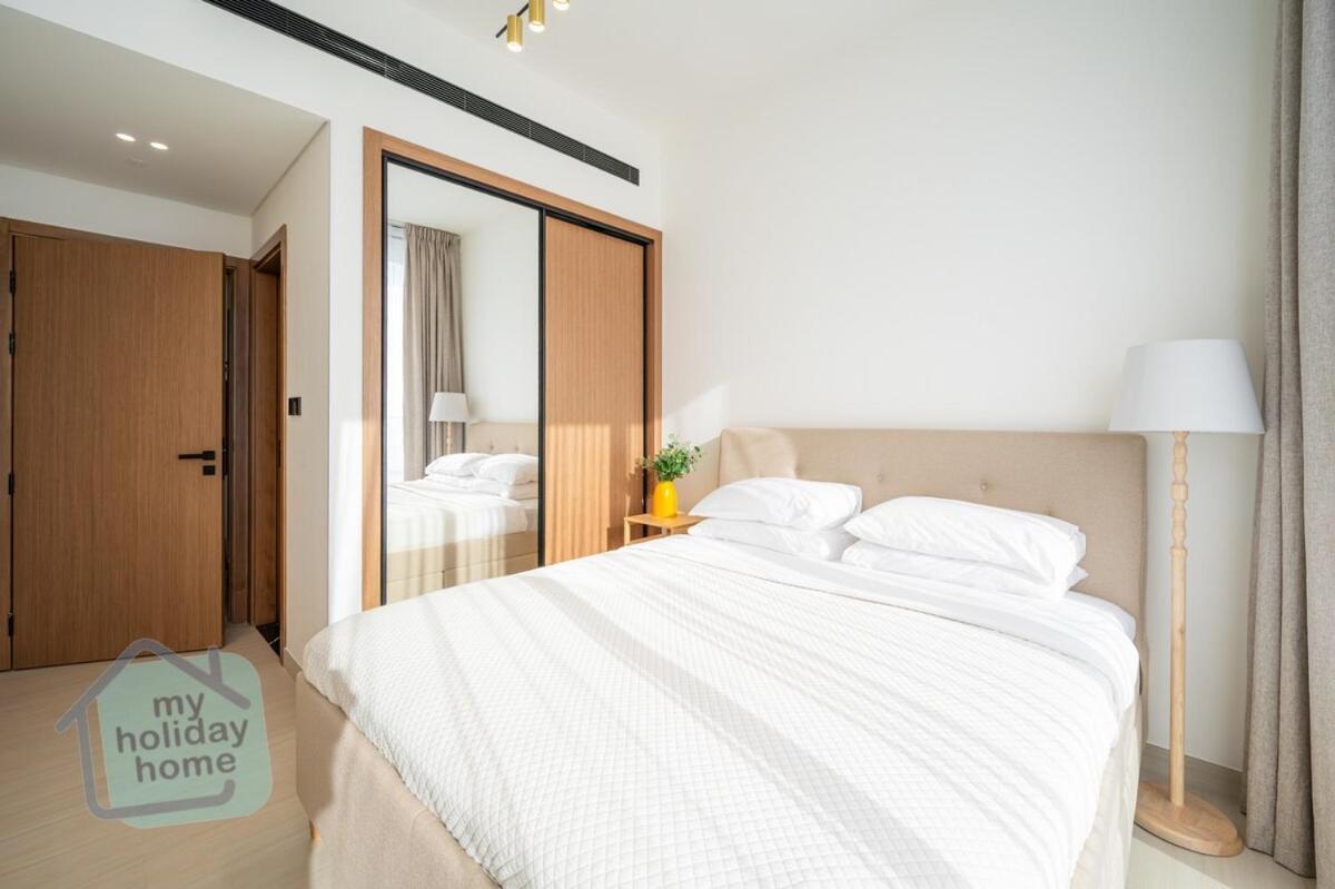 Apartment Fully Furnished With Stunning Panoramic View *