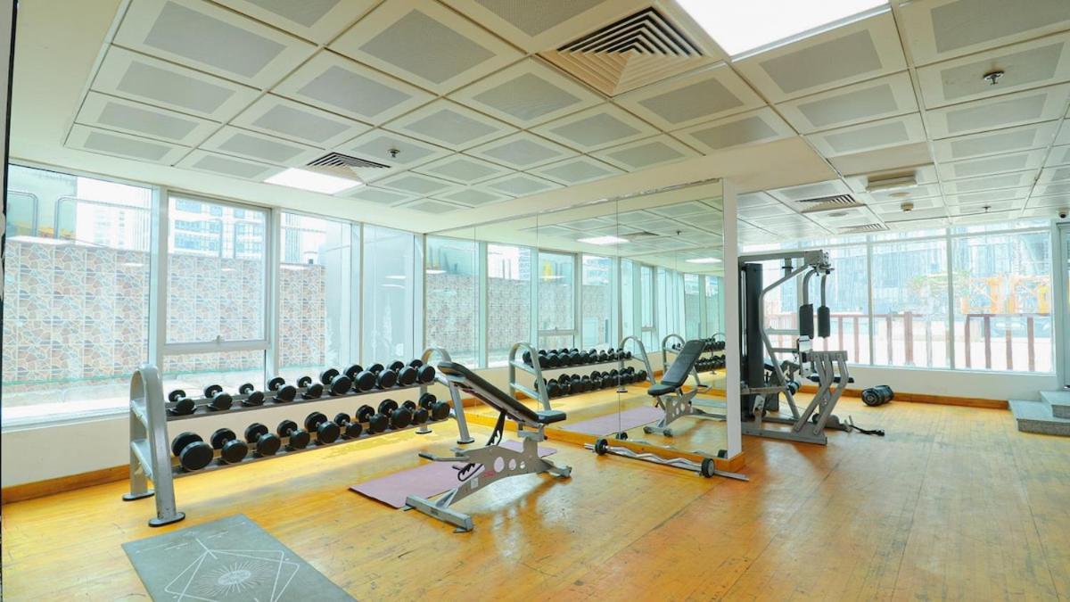 Elegant Near Burj Khalifa Pool And Gym