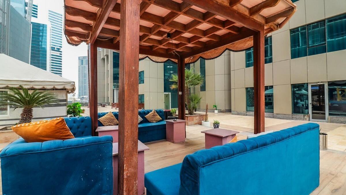 Elegant Near Burj Khalifa Pool And Gym