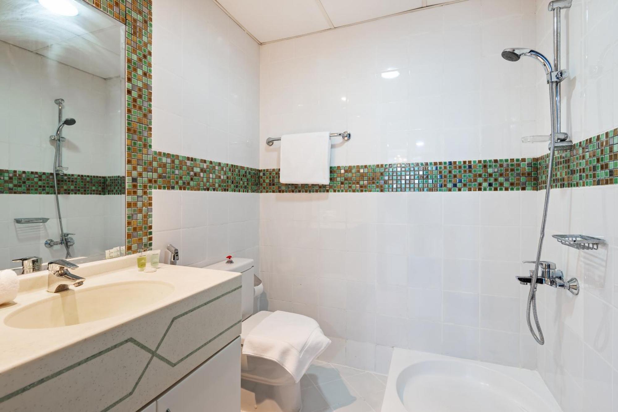 Fully Furnished 1bhk In Indigo *
