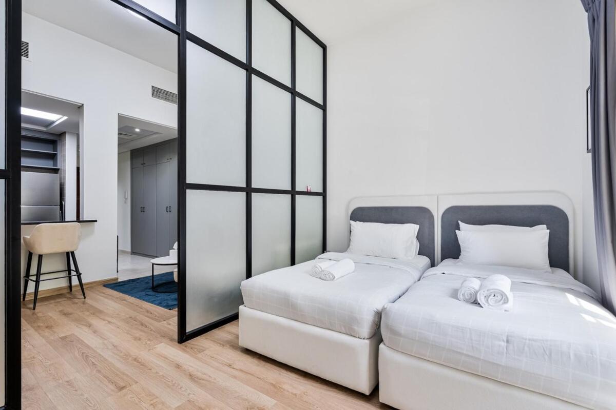 Haven With Pool, Tennis And Kid's Playground Apartment *