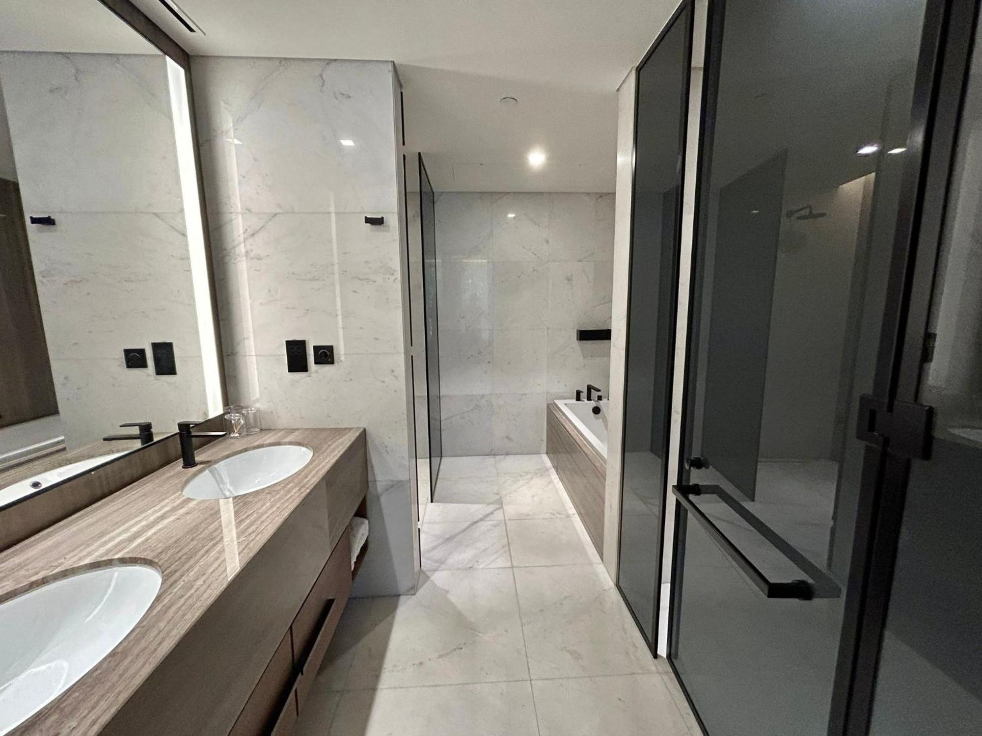 Bluewaters Island - Modern 2 Bedroom Full Dubai