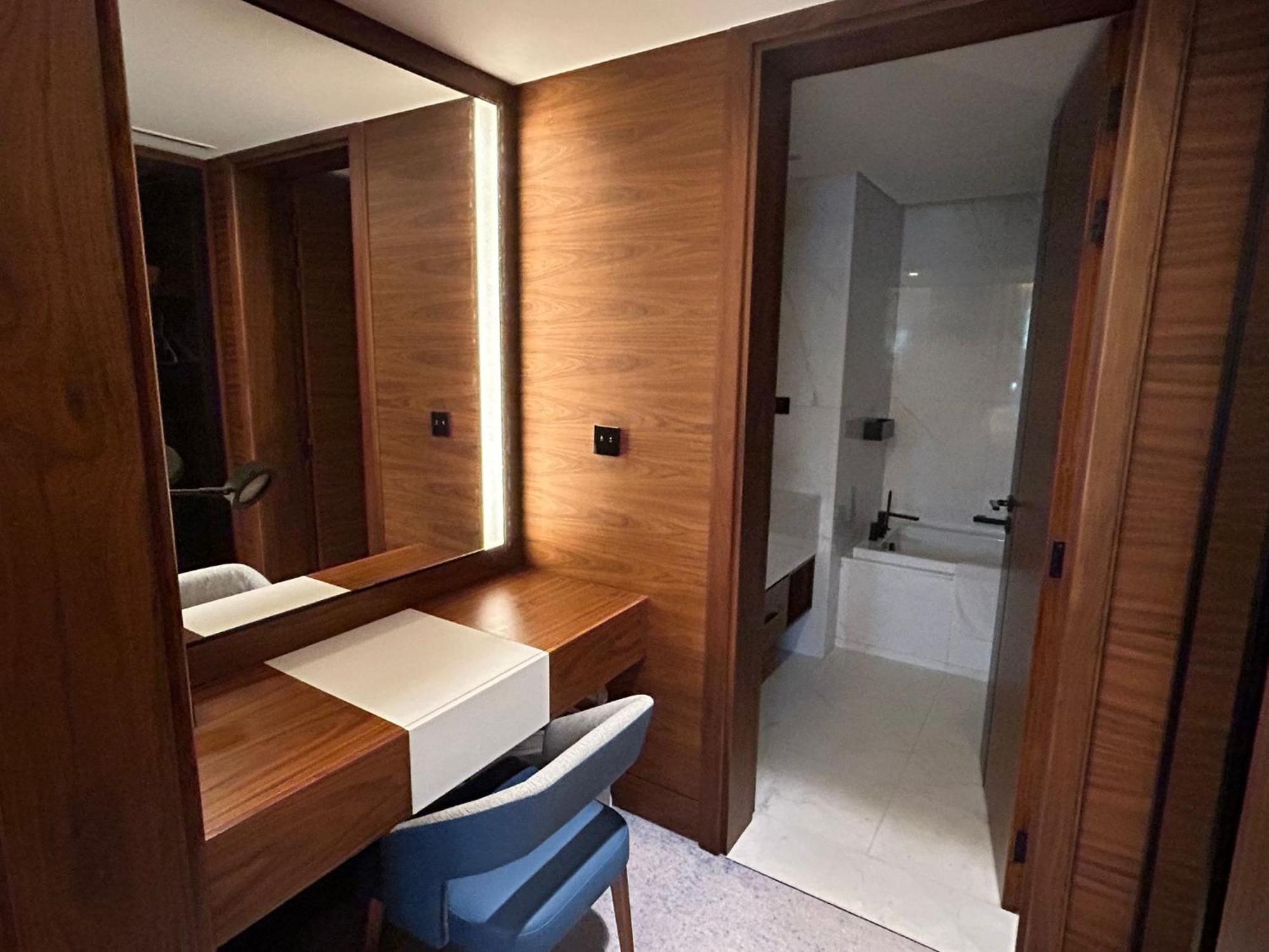 Bluewaters Island - Modern 2 Bedroom Full Apartment