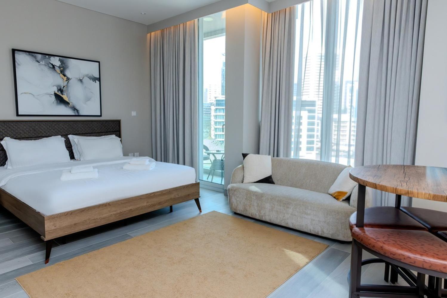 Apartment Marina Walk Gem Modern With Pool & Gym Access, Steps To & Metro Managed By Sunnyhomes