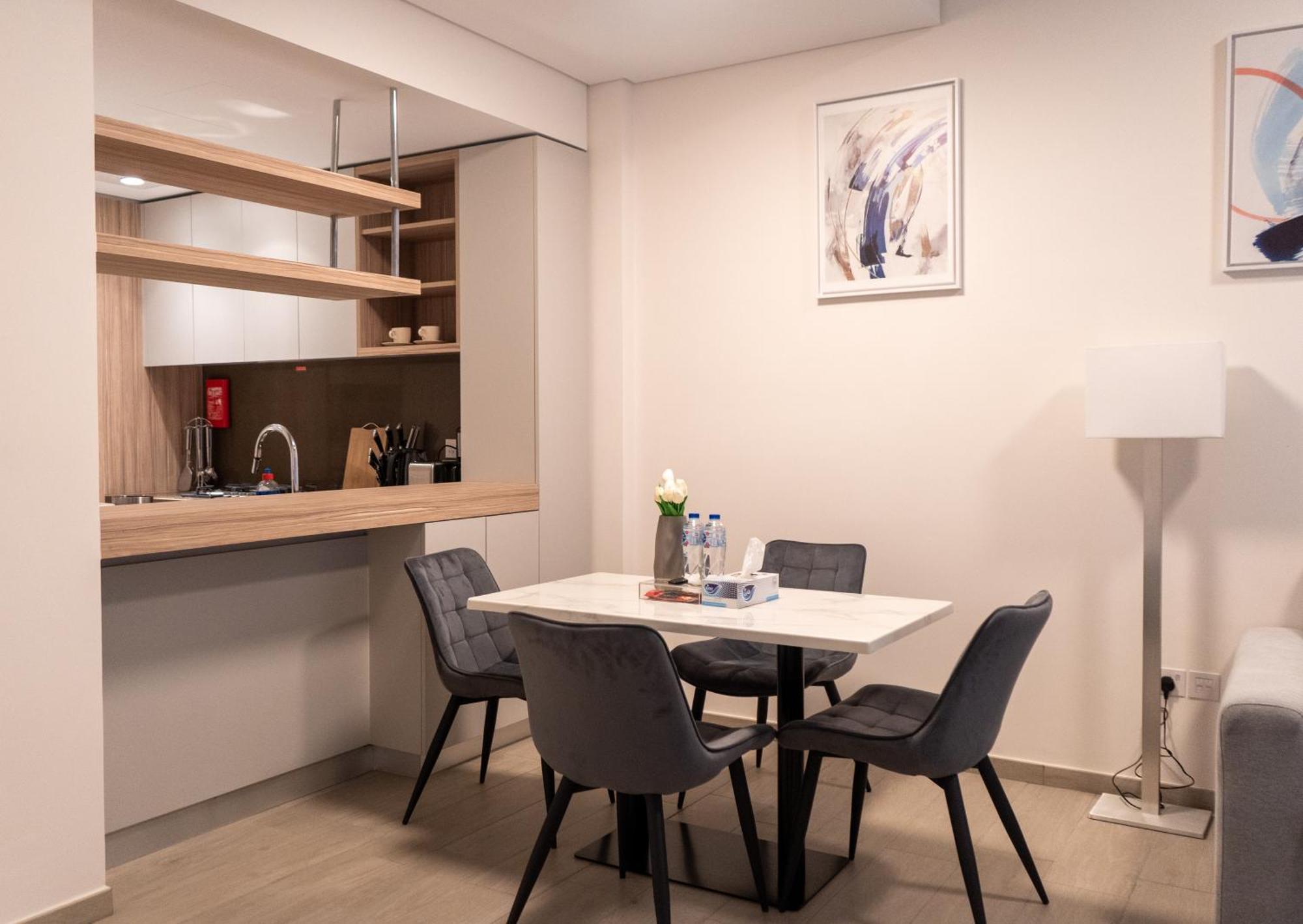 Apartment Elegant 2 Bedroom Apartment In Sobha Hartland