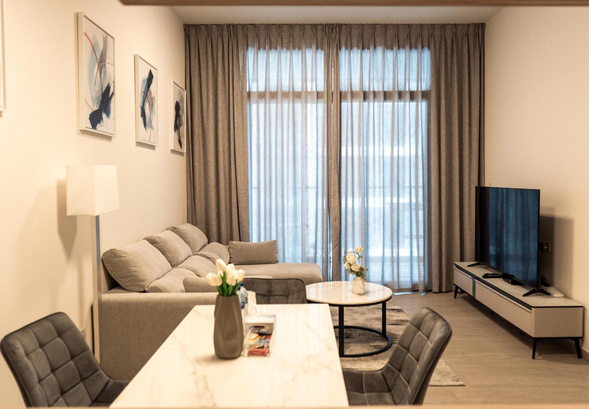 Elegant 2 Bedroom Apartment In Sobha Hartland Apartment Dubai
