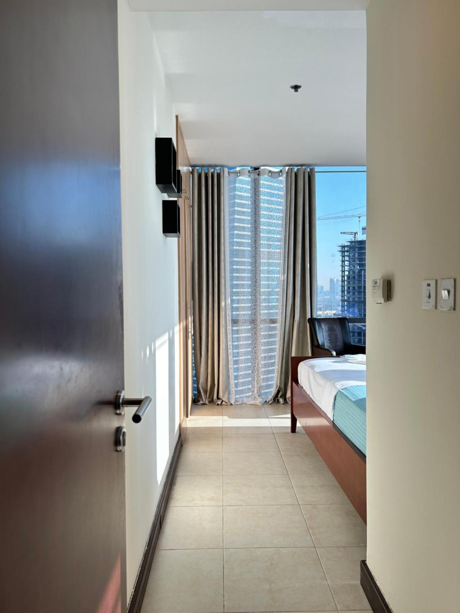 Apartment Click - Jlt - 2 Bedroom & Balcony Lakes View Entire -az *