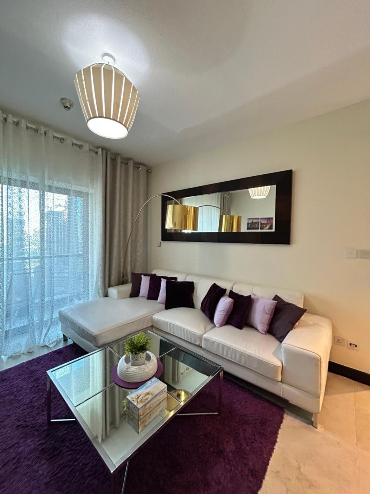 Click - Jlt - 2 Bedroom & Balcony Lakes View Entire -az Apartment *