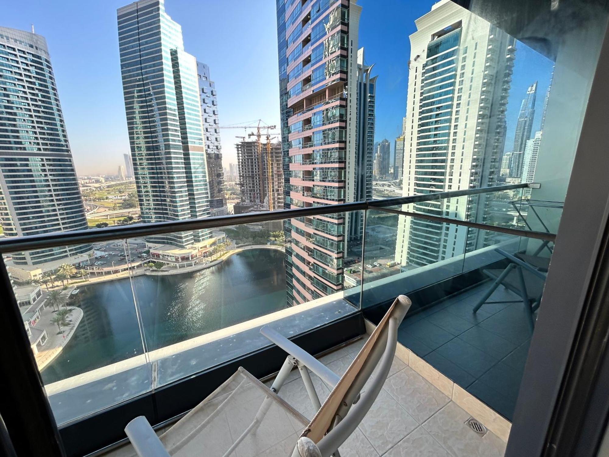 Click - Jlt - 2 Bedroom & Balcony Lakes View Entire -az Apartment Dubai