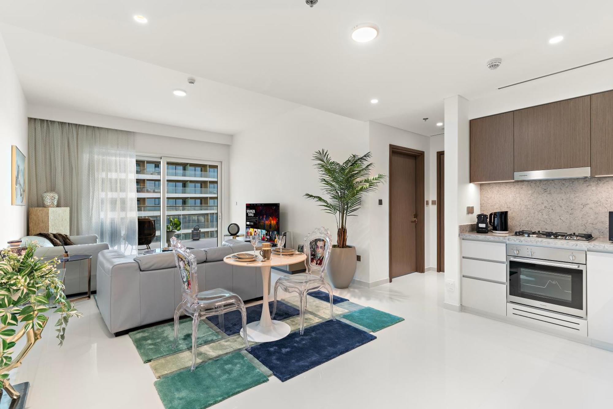 Fendi 1br With Panoramic Sea View * Dubai