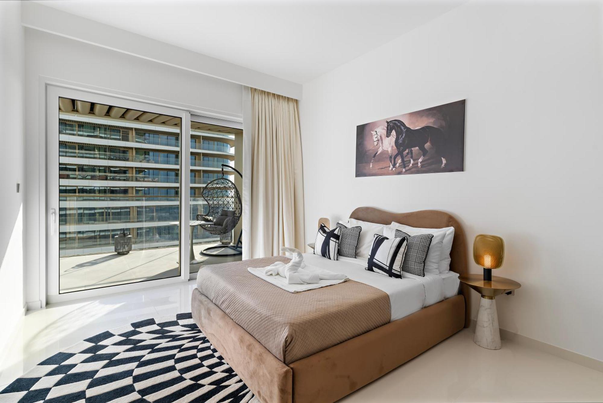 Fendi 1br With Panoramic Sea View Apartment *
