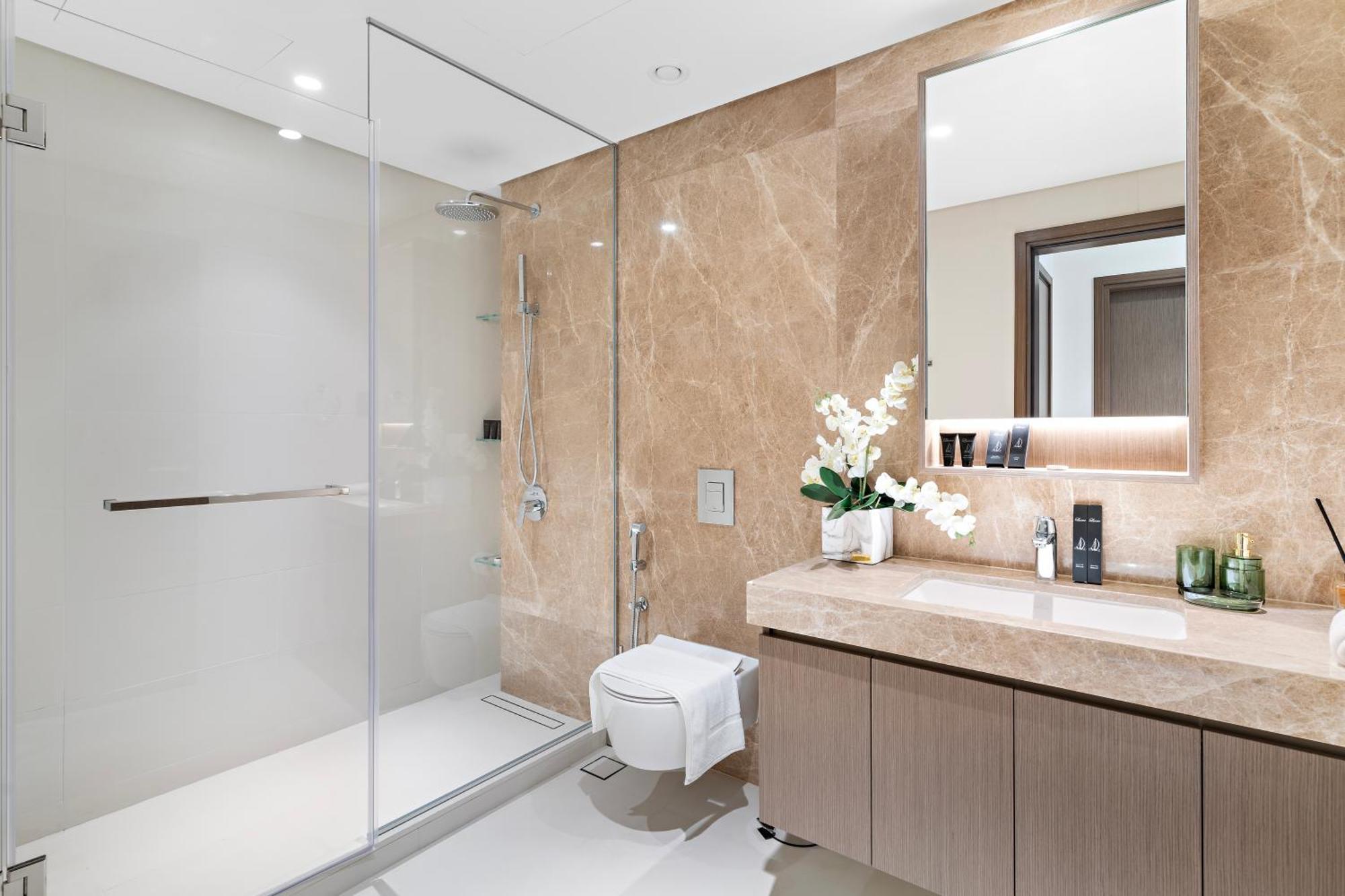 Fendi 1br With Panoramic Sea View Dubai