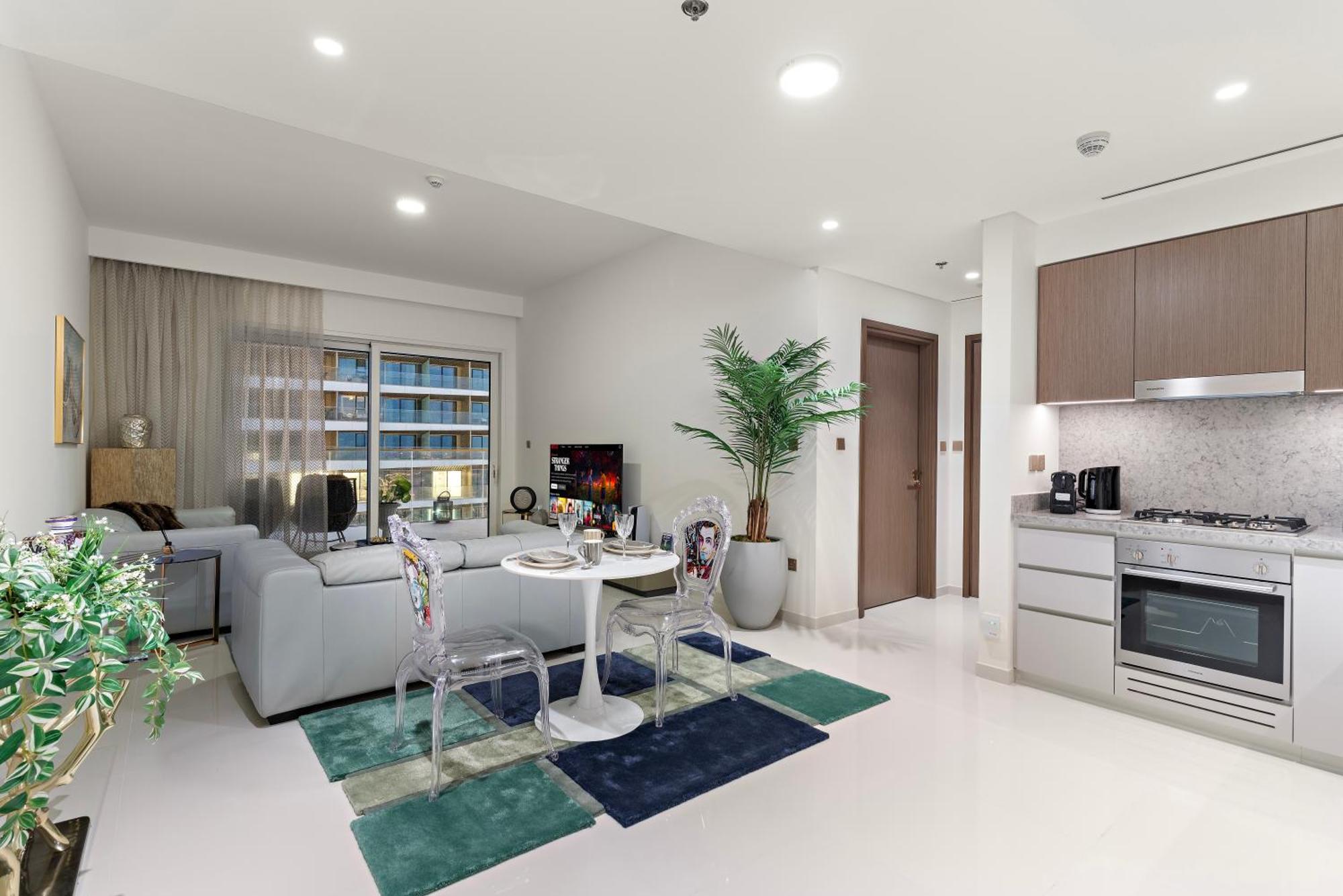 Apartment Fendi 1br With Panoramic Sea View