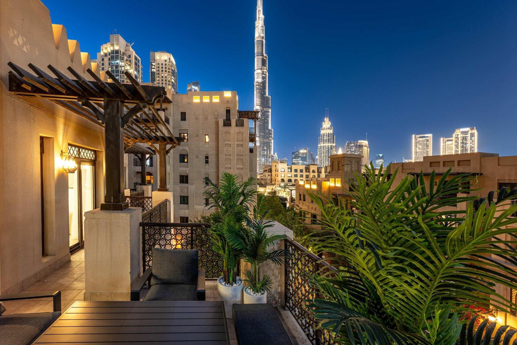 Luxury 2br With Full Burj Khalifa View 2-min Walk To Mall