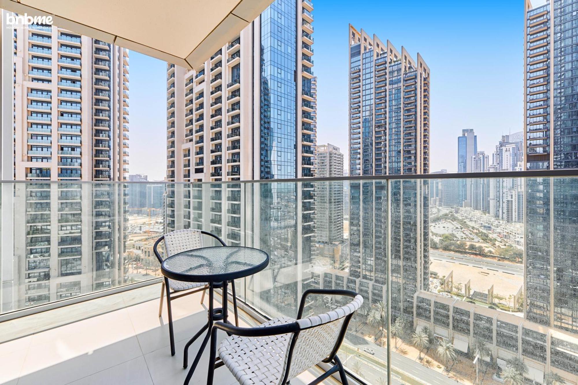 Bnbmehomes - Opera Grand Apartment Dubai