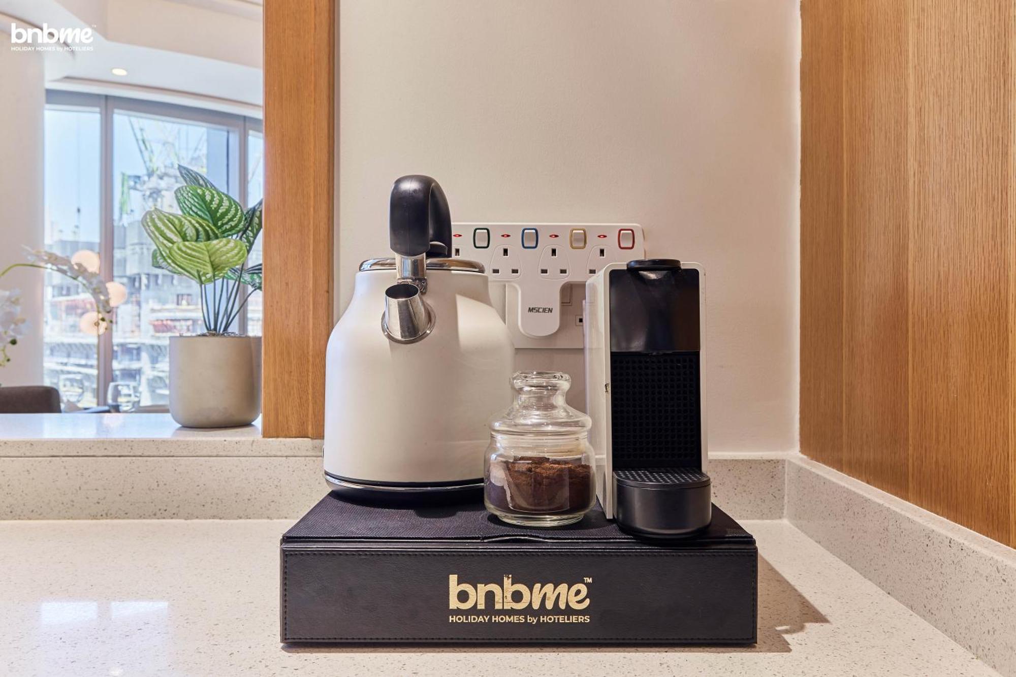 Bnbmehomes - Opera Grand Apartment Dubai