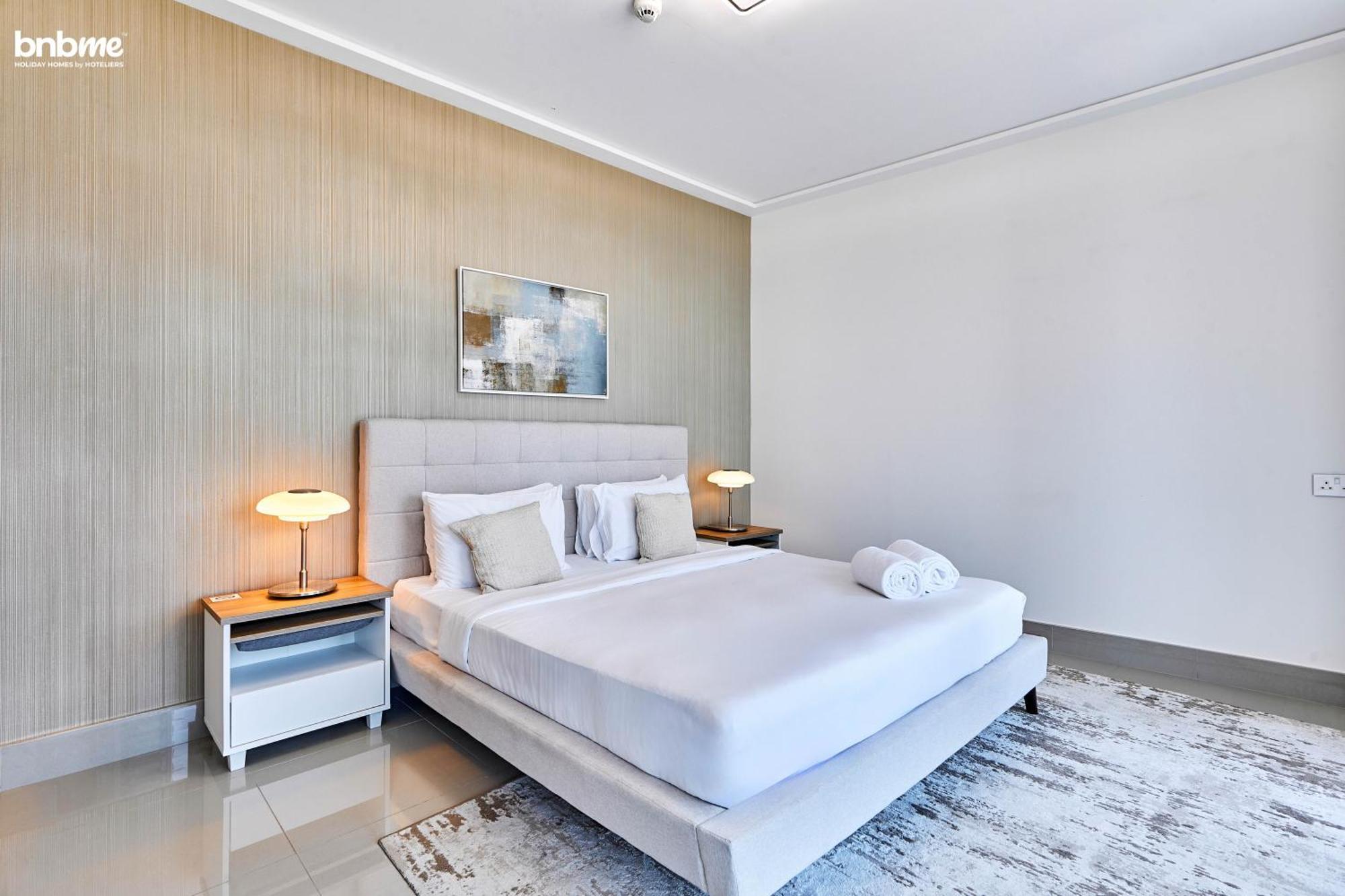Bnbmehomes - Opera Grand Apartment *