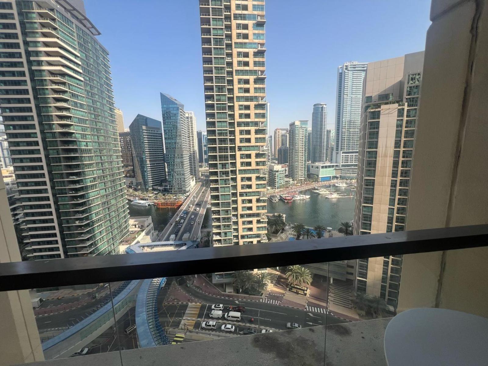 Luxury Apartment With Lake View In The Walk At Jbr! * Dubai