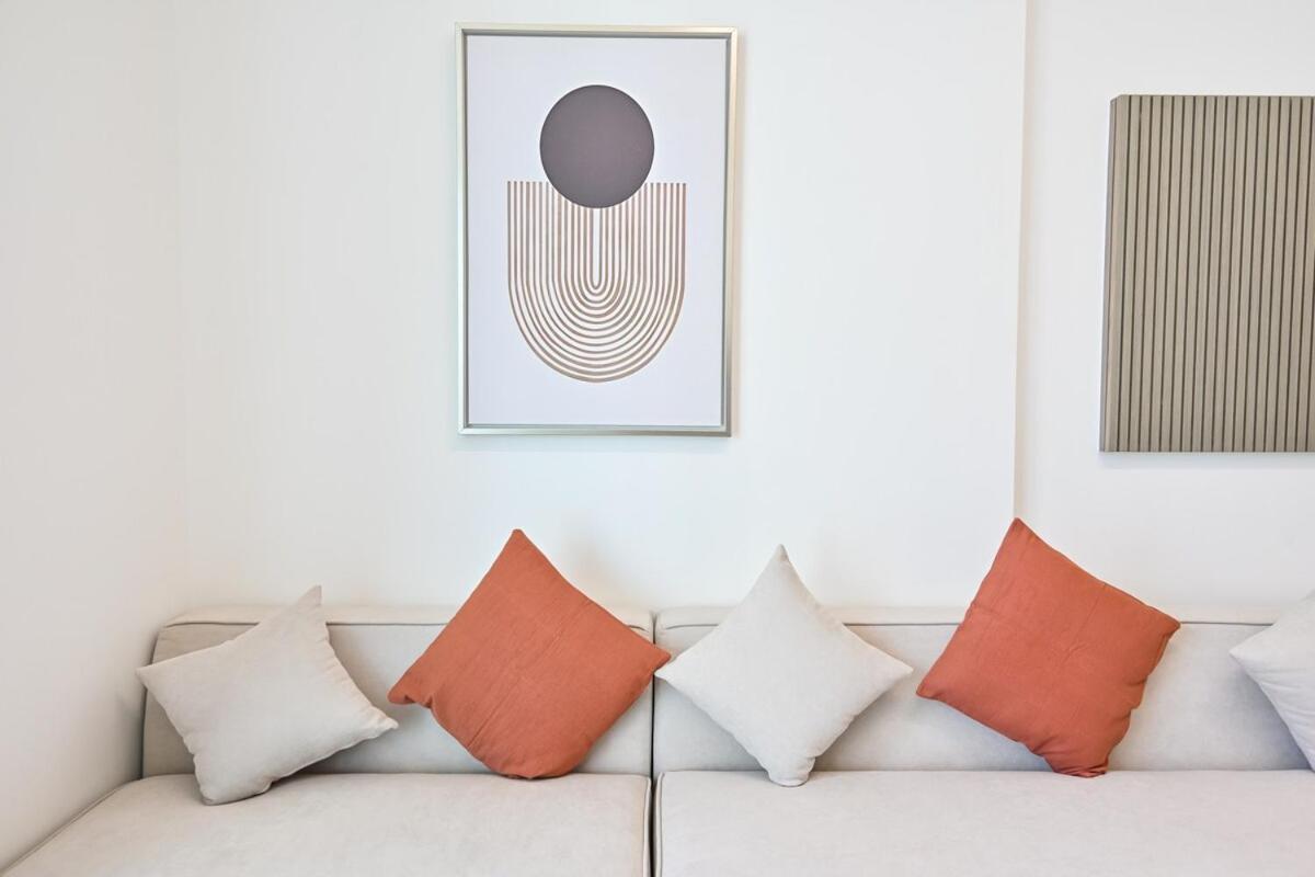 Apartment Stunning 1 Bdr Luxury At Jvc Dubai