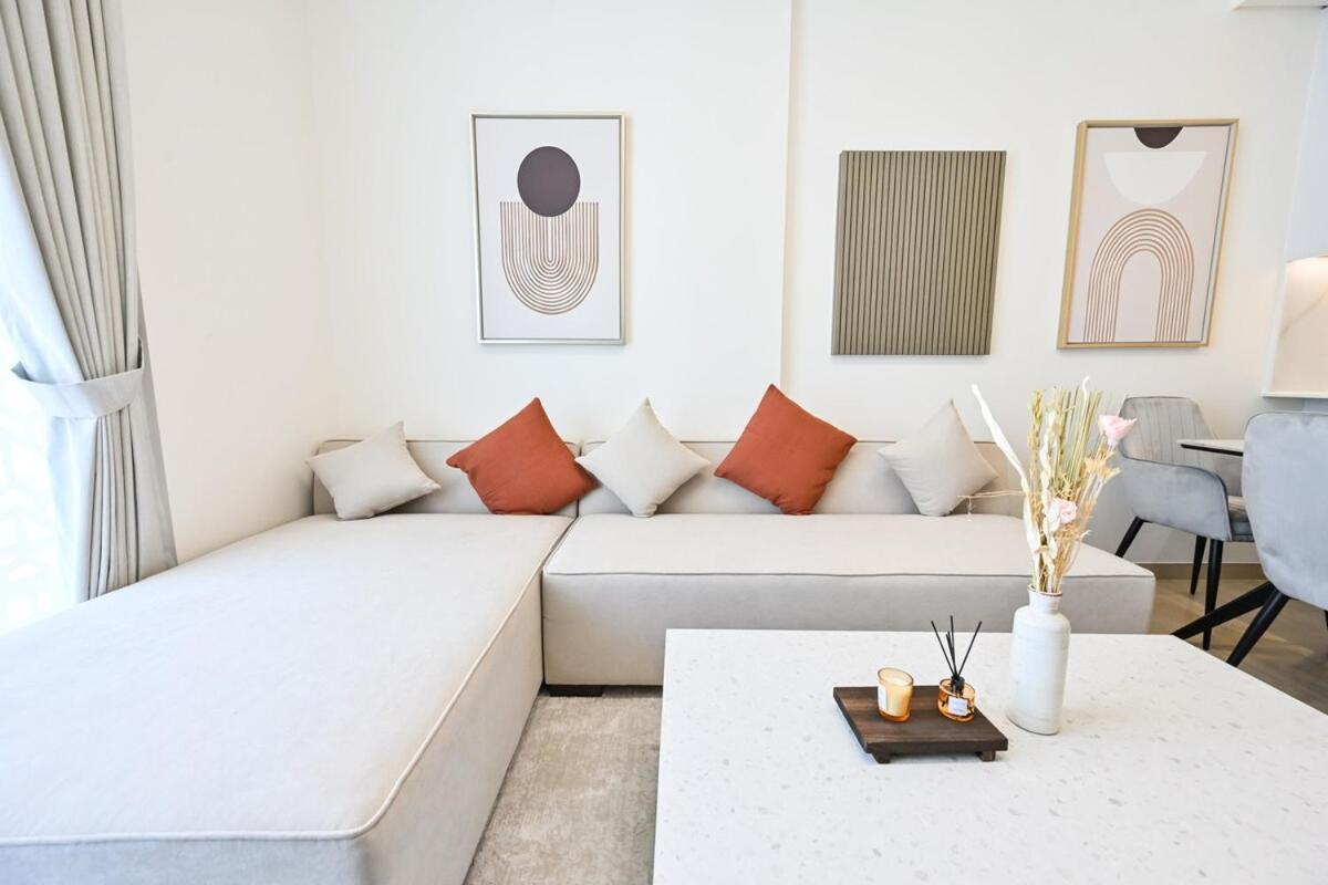 Stunning 1 Bdr Luxury At Jvc *