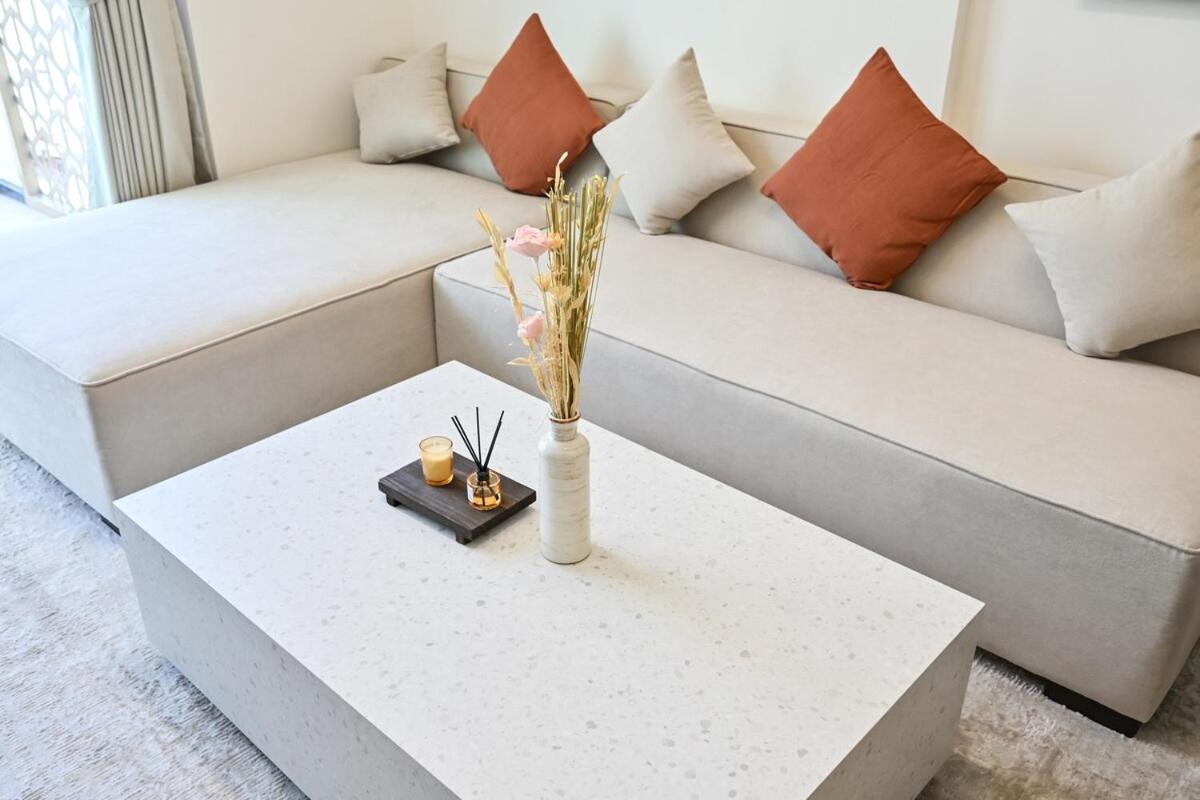 Stunning 1 Bdr Luxury At Jvc * Dubai