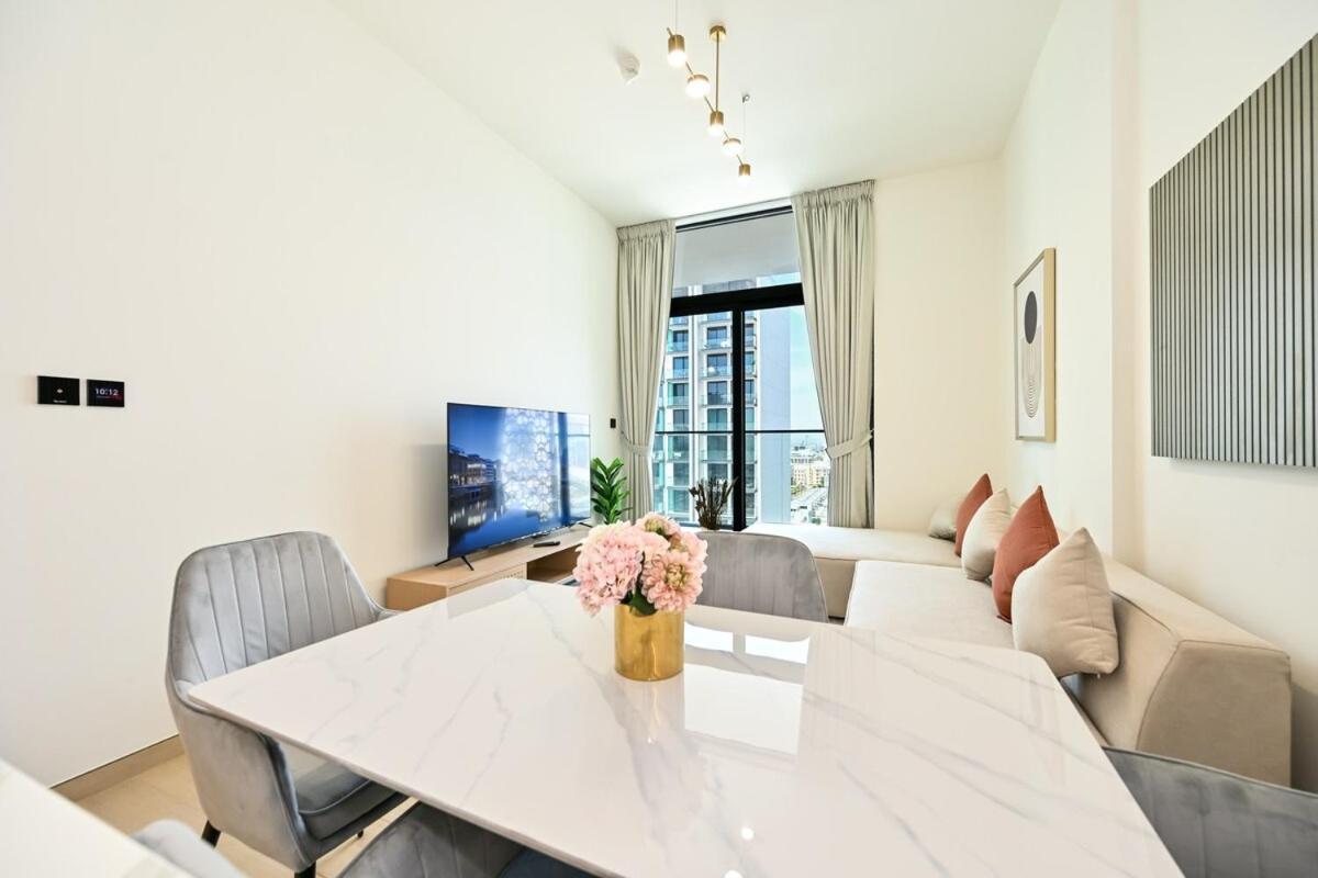 Stunning 1 Bdr Luxury At Jvc * Dubai