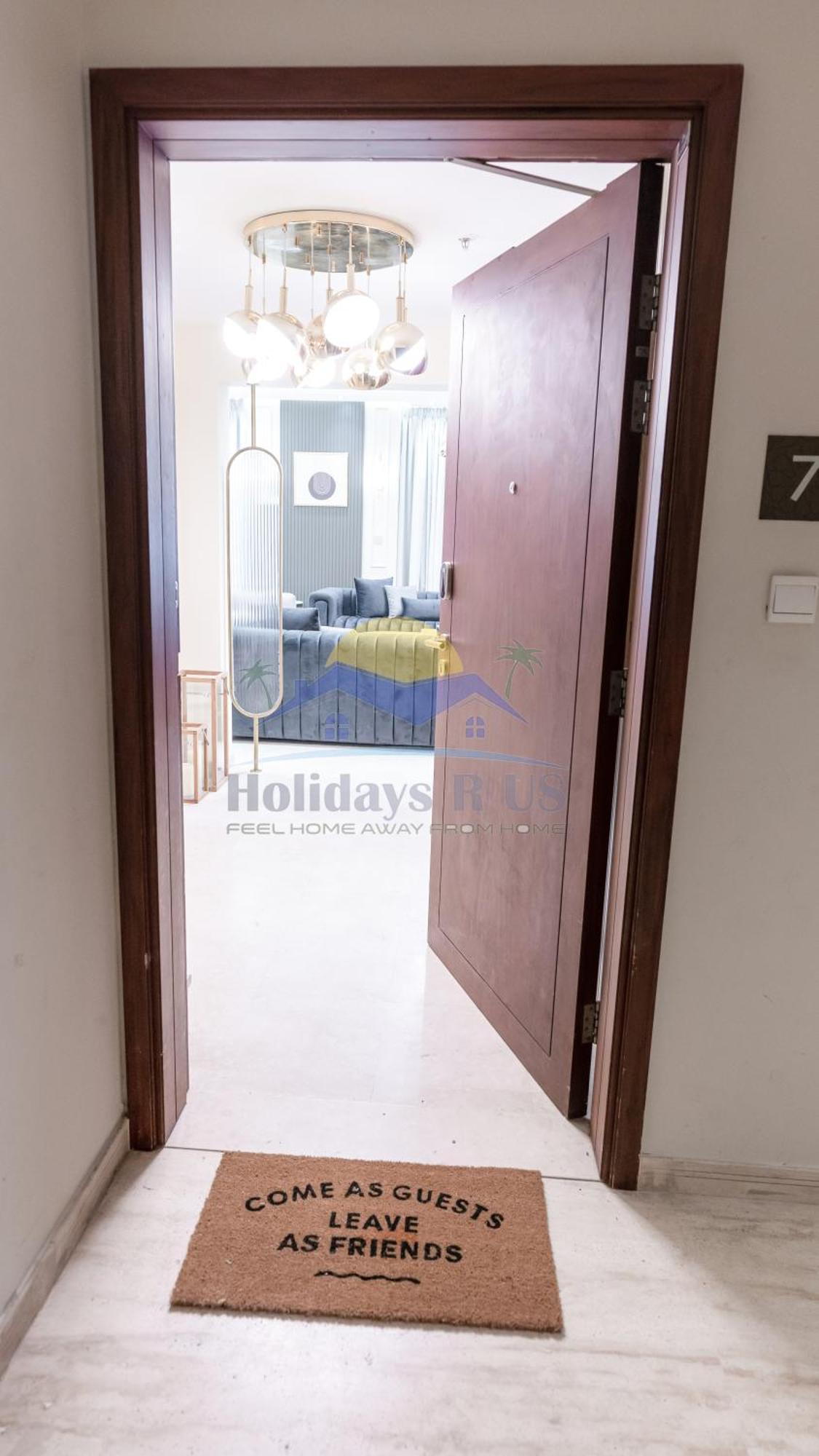 Holidays R Us 4 Bedroom Boulevard View Villa