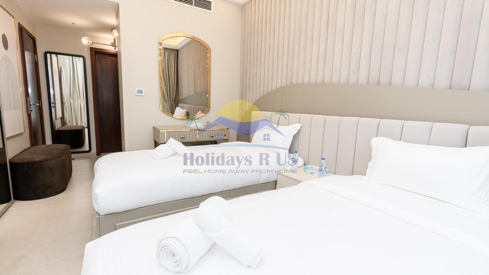 Villa Holidays R Us 4 Bedroom Boulevard View Dubai