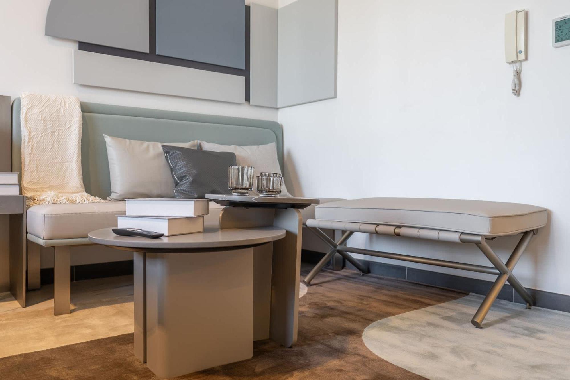 Modern And Stunning In Mag 910 Mbr *