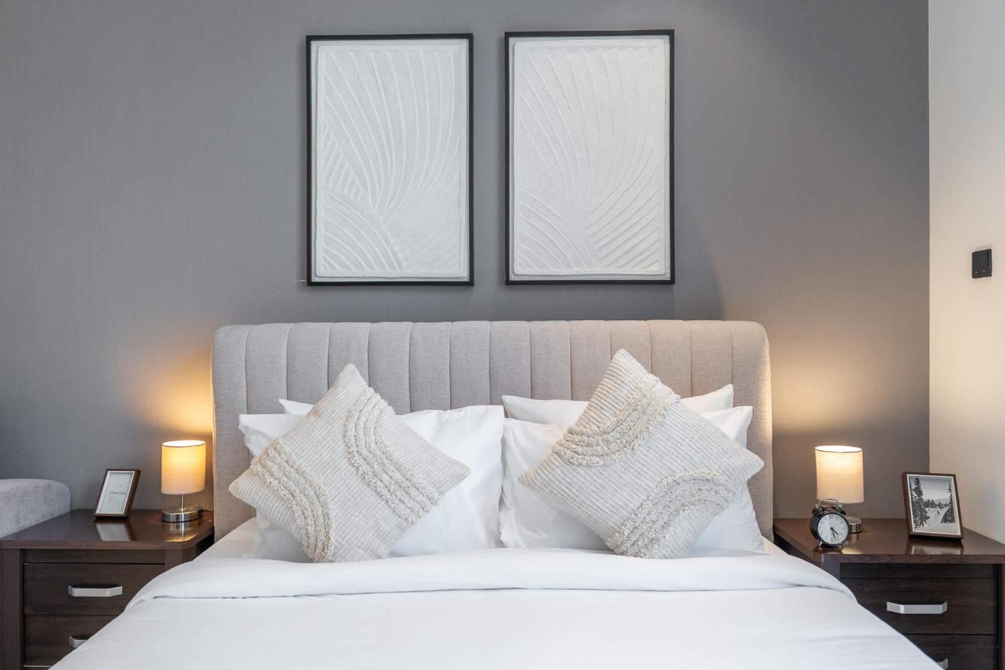 Apartment Spacious And Stunning In The Heart Of Jvc