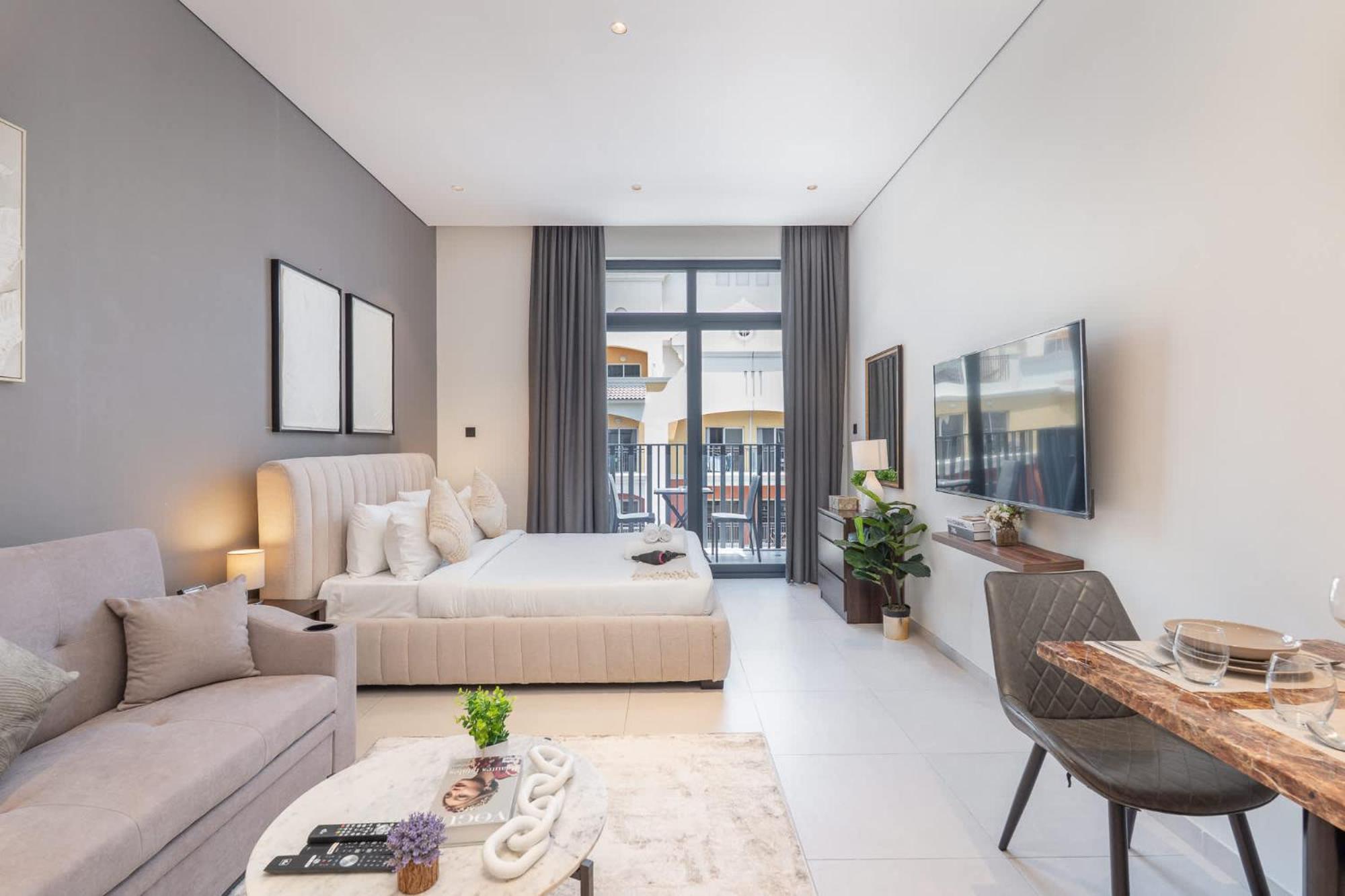 Spacious And Stunning In The Heart Of Jvc Apartment