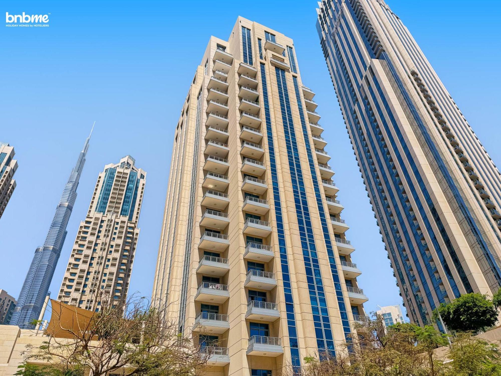 Bnbmehomes - Claren Tower Apartment