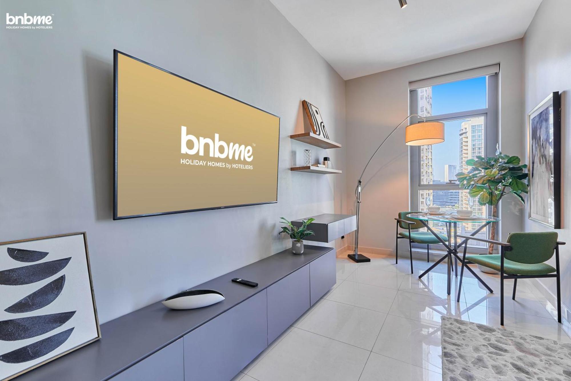 Bnbmehomes - Claren Tower Apartment *