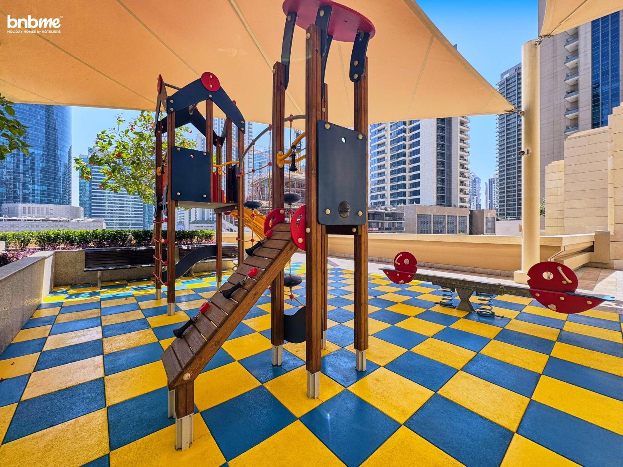 Bnbmehomes - Claren Tower *