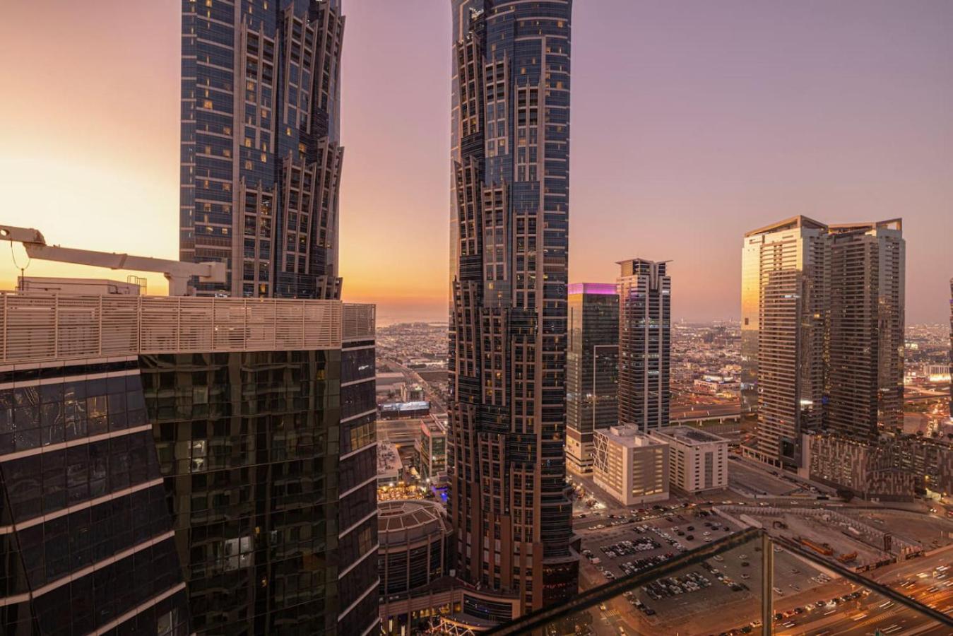 Incredible Views - Infinity Pool - New - 2br 6 Pax *