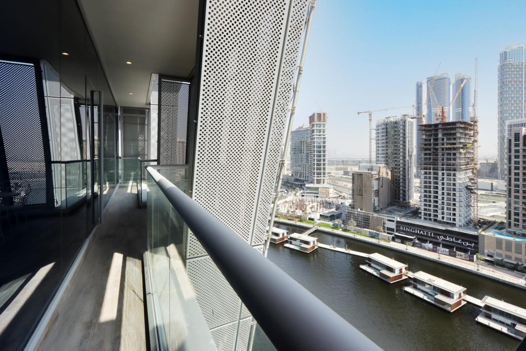 Livbnb - Lavish 1 Bedroom In J One Tower Apartment