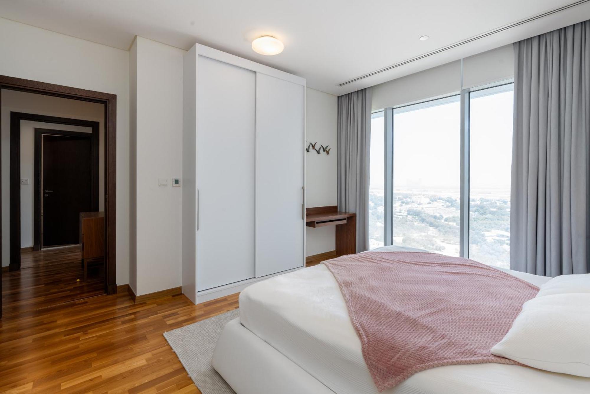 Burj Daman, Difc - Mint Apartment Dubai