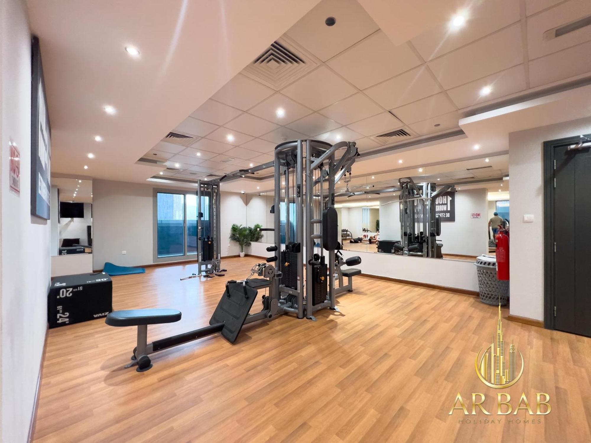 Elite - Luxury - Horse Course View Apartment