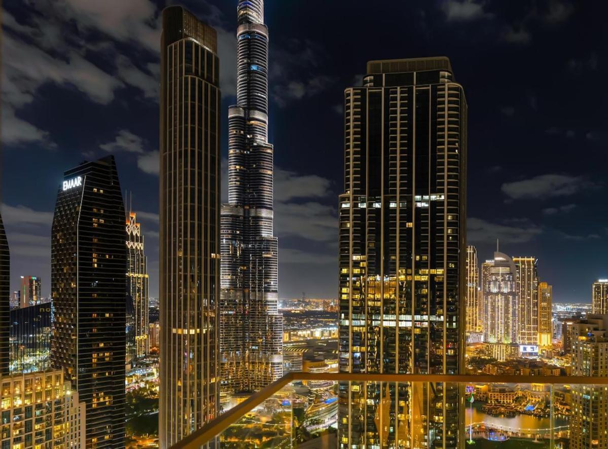 Apartment Modern High Rise 2br With Burj Khalifa Views, Steps From Opera And Near Mall Dubai