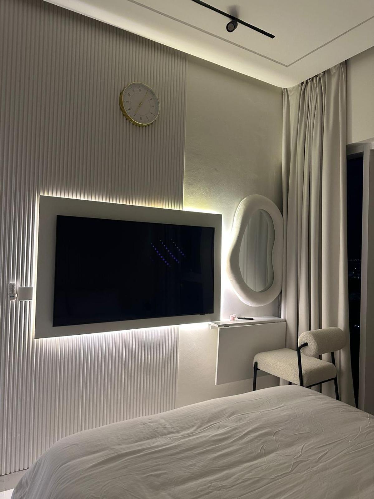 Designer 1br I Golf View I Comfortably Sleeps 4 Dubai