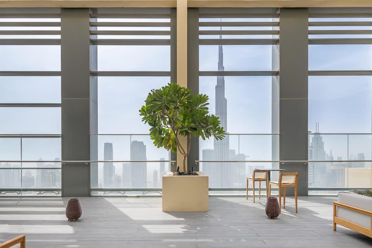 Frank Porter - Burj Royale