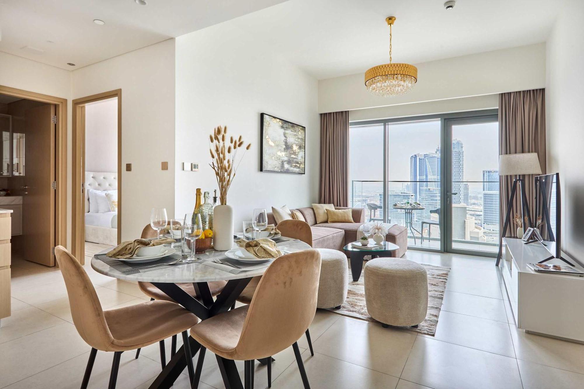 Frank Porter - Burj Royale Apartment *