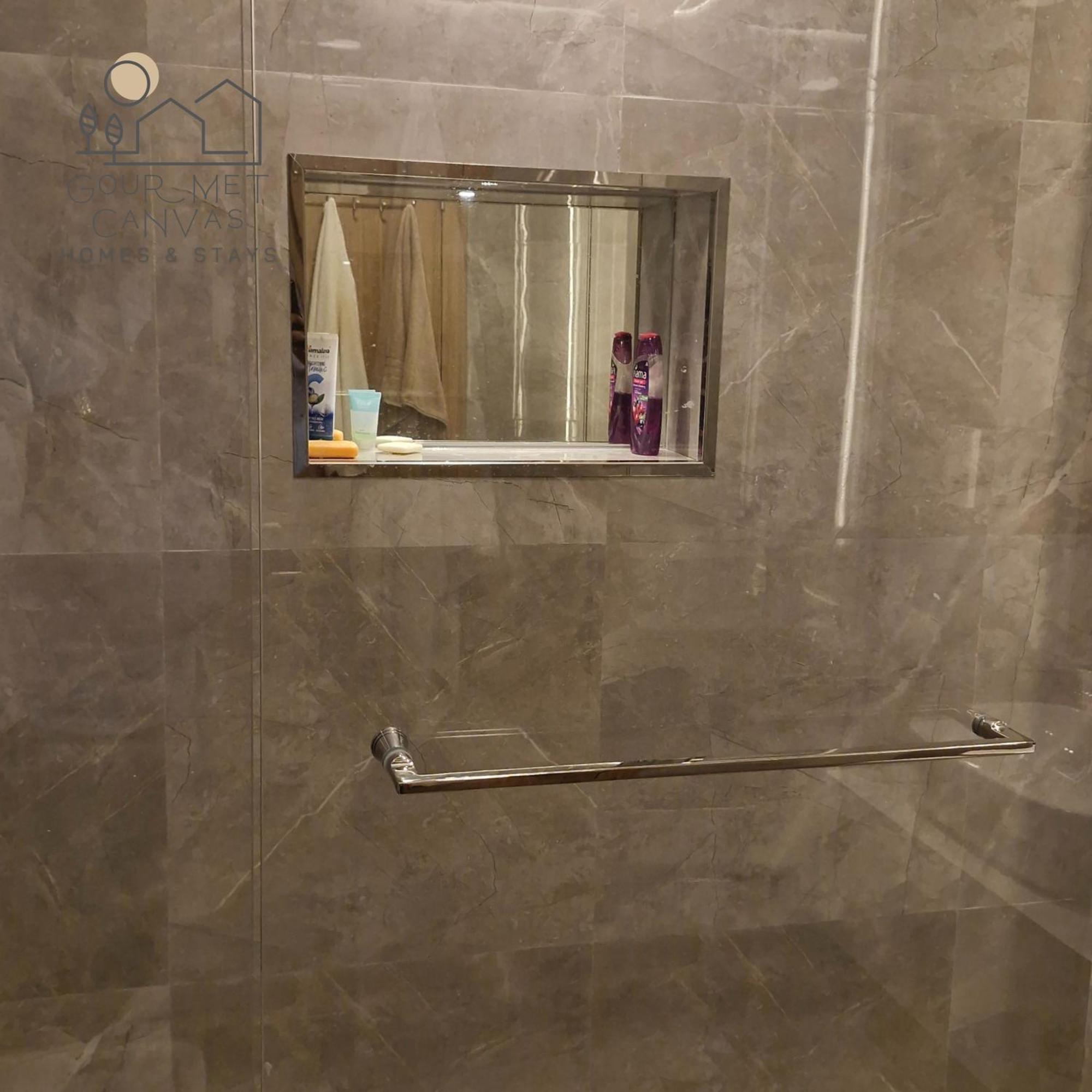 Budget At Satwa Dubai