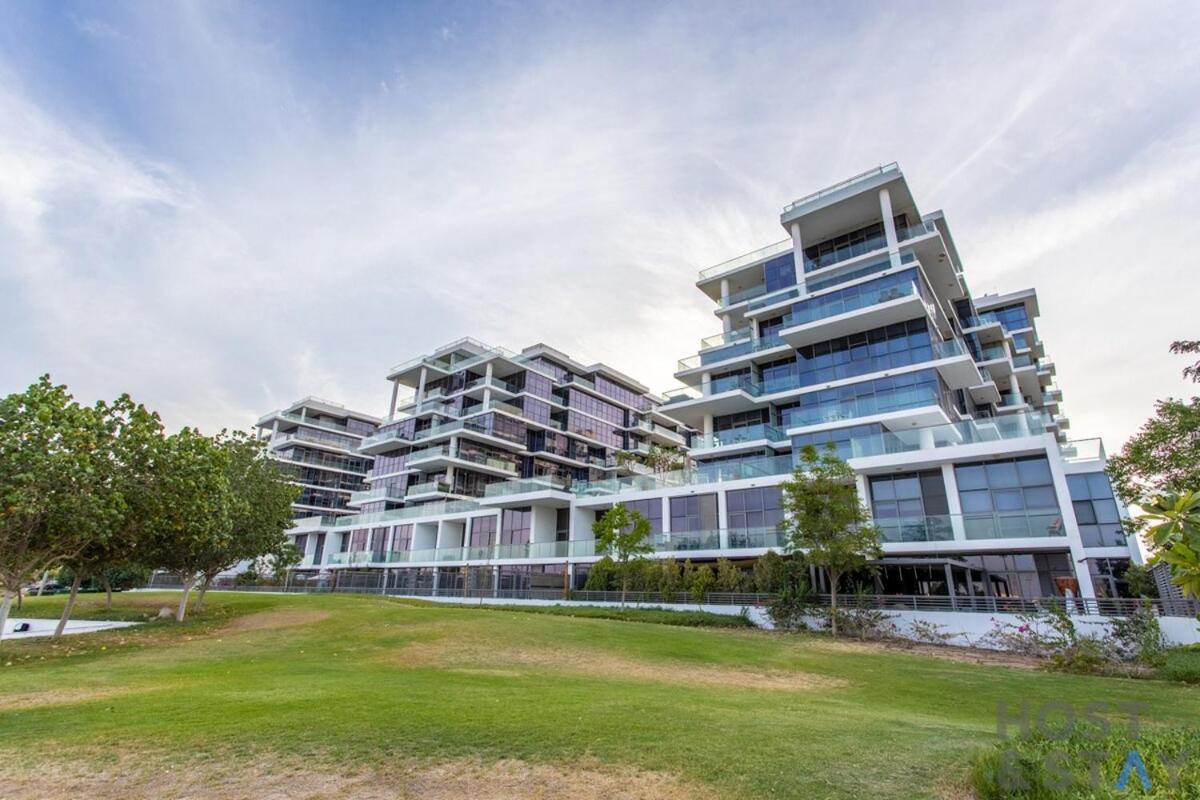 Boutique 2br At Damac Hills, - Host & * Dubai