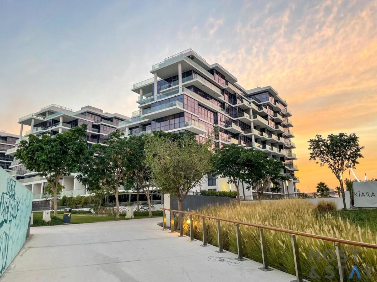 Boutique 2br At Damac Hills, - Host & Apartment