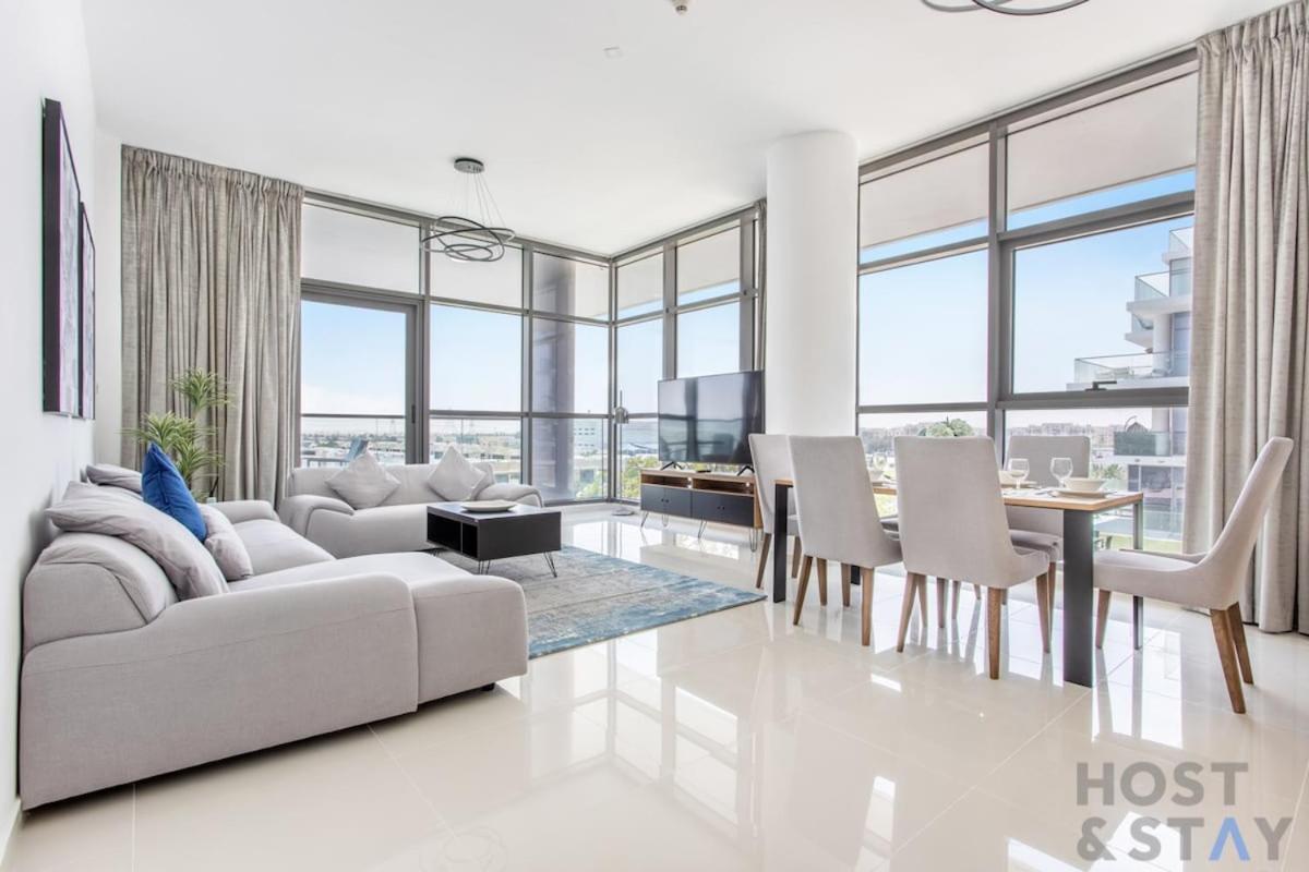 Apartment Boutique 2br At Damac Hills, - Host & Dubai