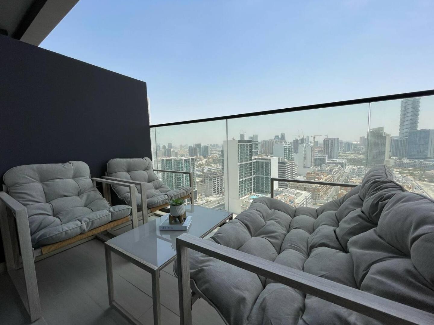 Elevated Simplicity In A Warm & Sleek 1br Suite!