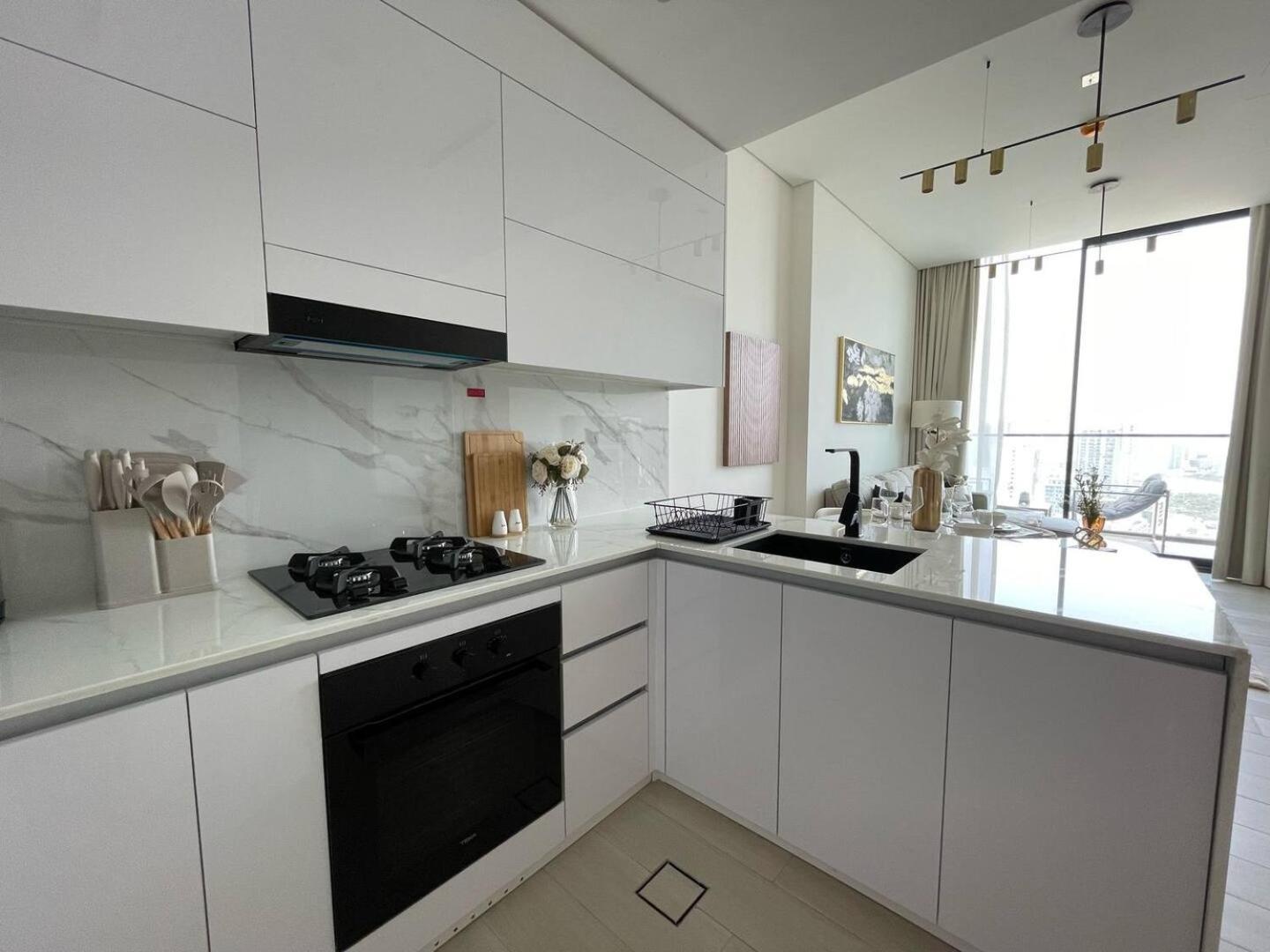 Elevated Simplicity In A Warm & Sleek 1br Suite! Apartment