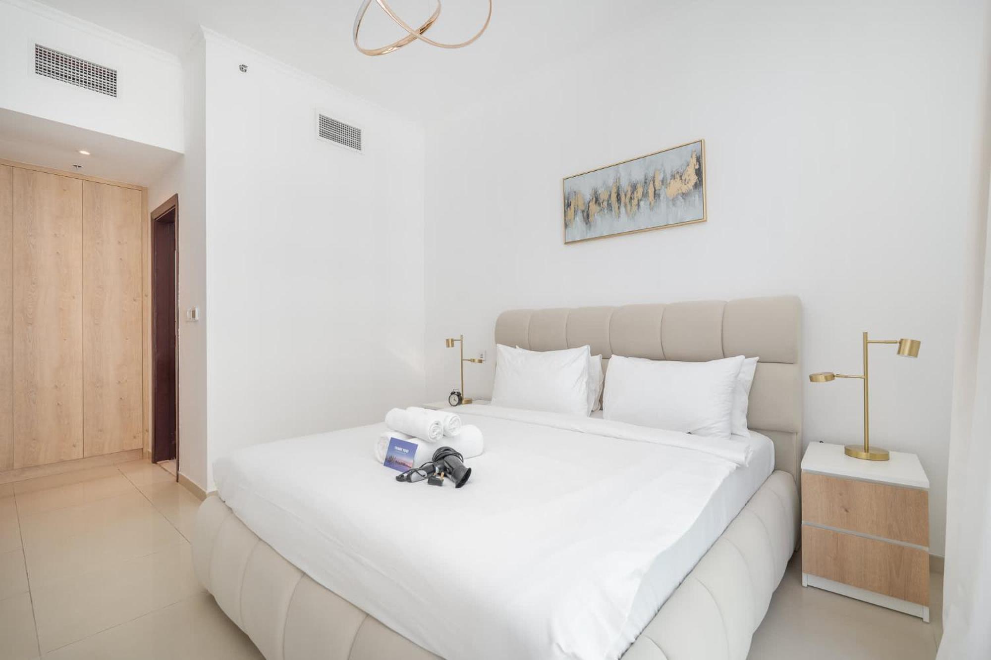 Apartment Gorgeous 1 Bedroom In Dec Tower With Marina Views